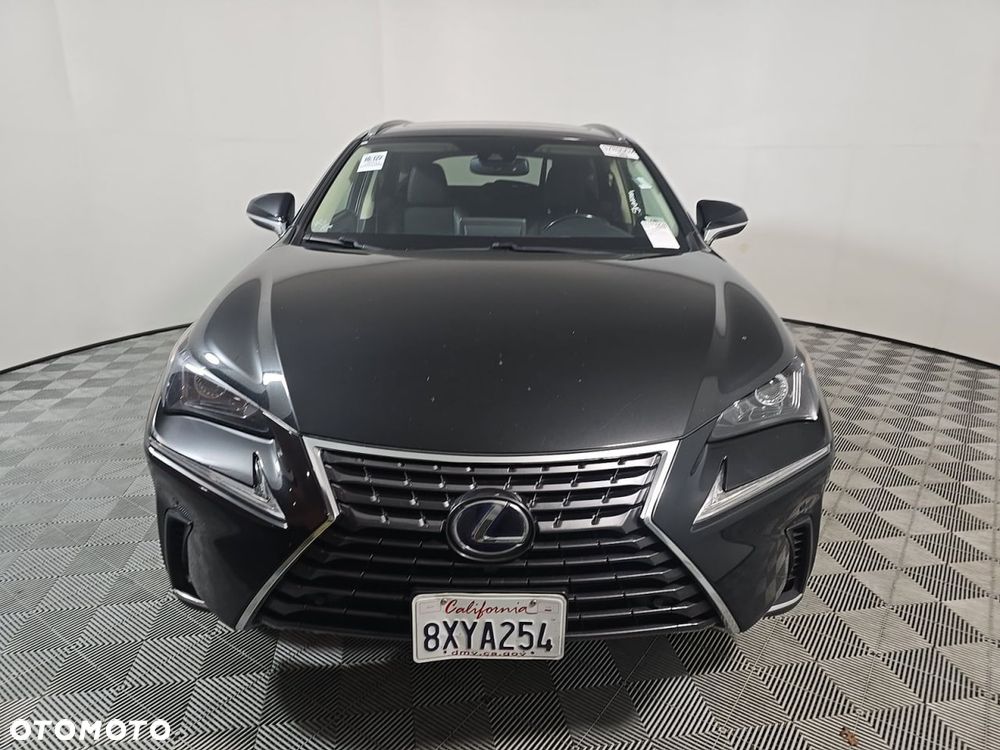 Lexus NX - 2