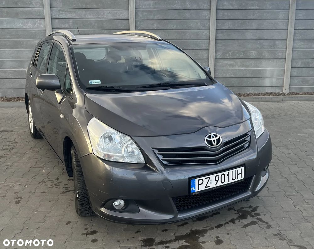 Toyota Verso 1.8 Sol 7os - 11