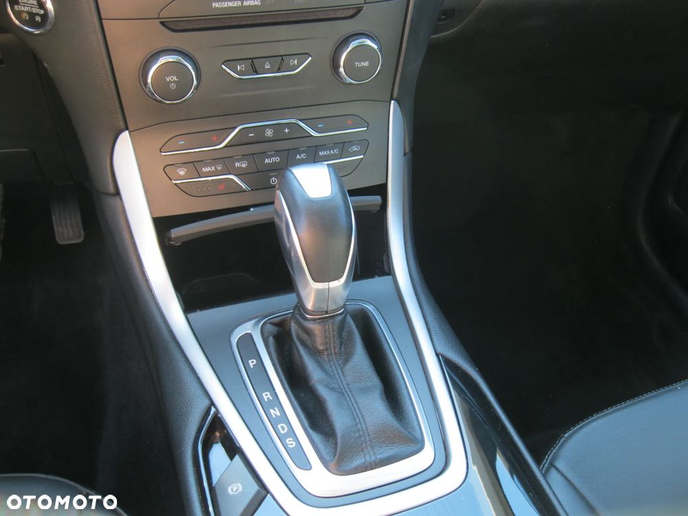 Ford Edge - 18