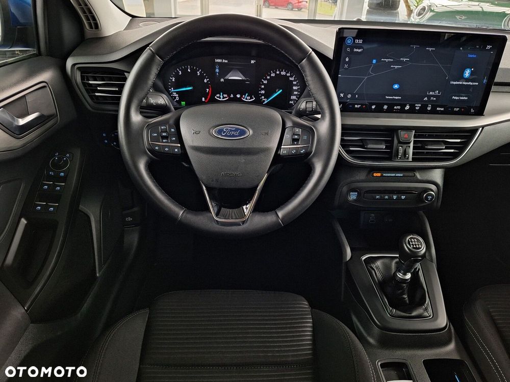 Ford Focus 1.0 EcoBoost Titanium - 26
