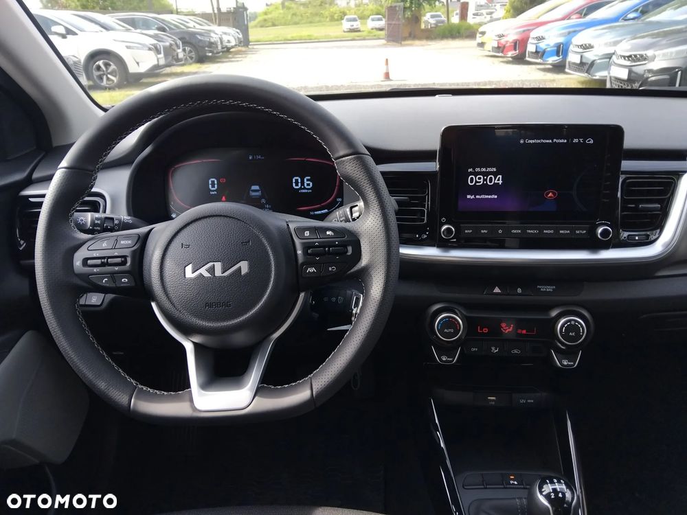 Kia Stonic 1.2 L - 10