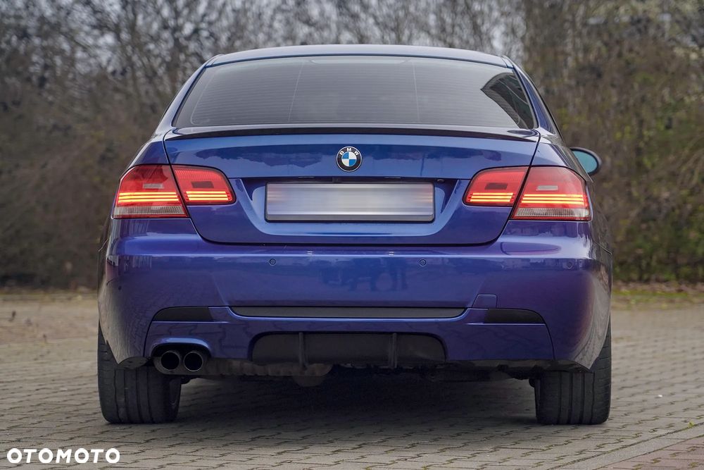 BMW Seria 3 325i - 17