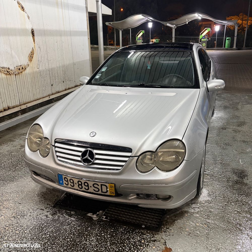 Mercedes-Benz CLK 200 - 4