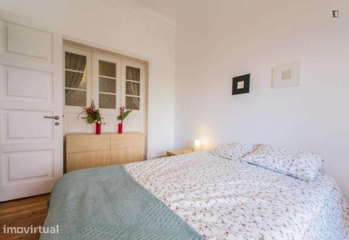 Quarto - localizado em Sete Rios Lisbon - Grande imagem: 4/10