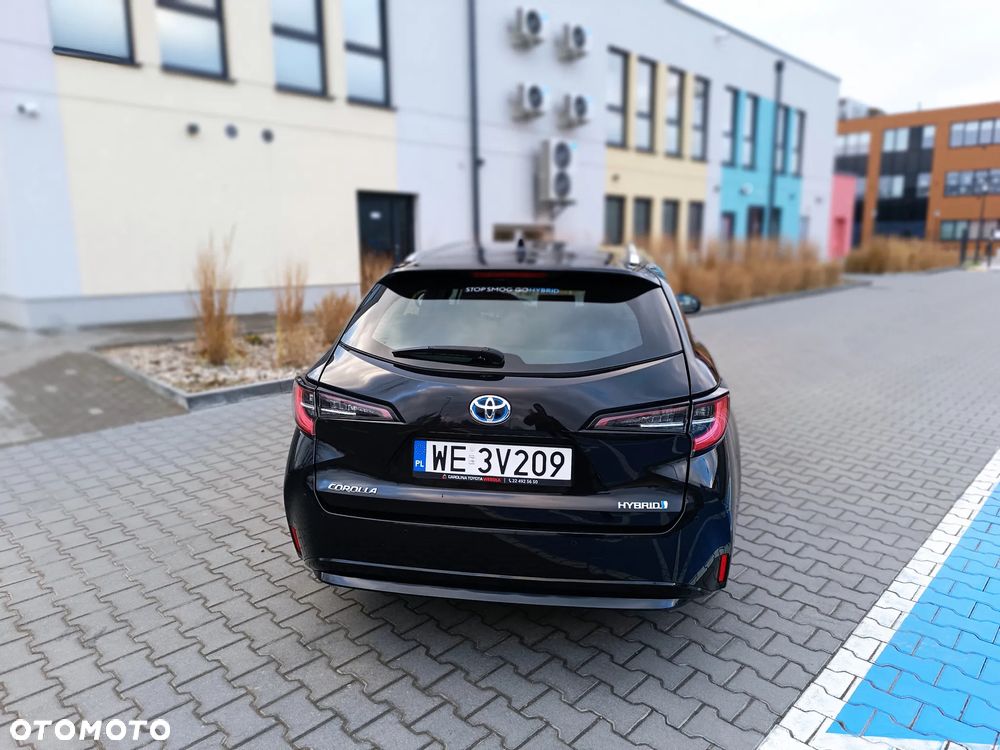 Toyota Corolla 1.8 Hybrid Comfort - 4