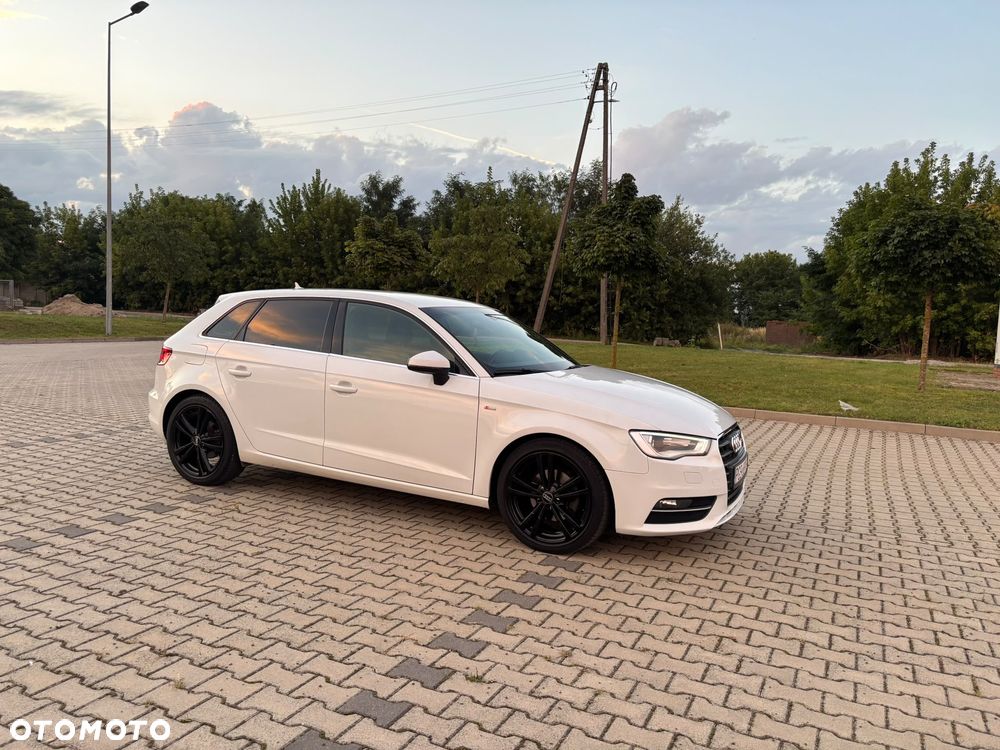 Audi A3 Sportback 2.0 TDI S line Sportpaket - 2
