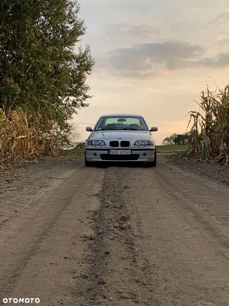 BMW Seria 3 - 1