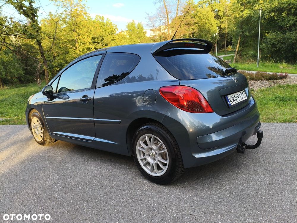 Peugeot 207 - 3