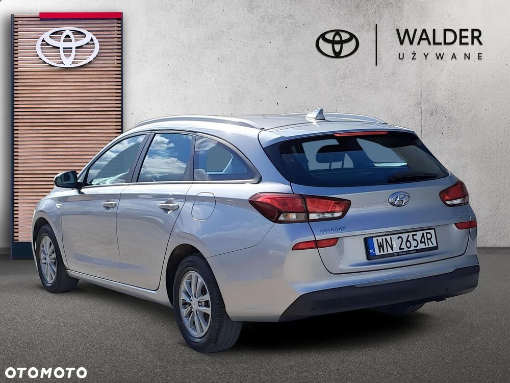 Hyundai i30 1.5 DPI Classic + - 3