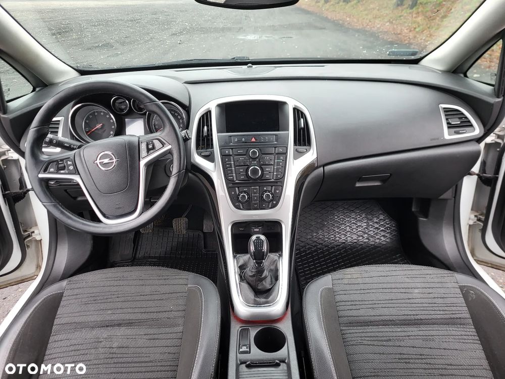 Opel Astra 1.6 ECOTEC DI Turbo ecoFLEX Start/Stop Exklusiv - 17