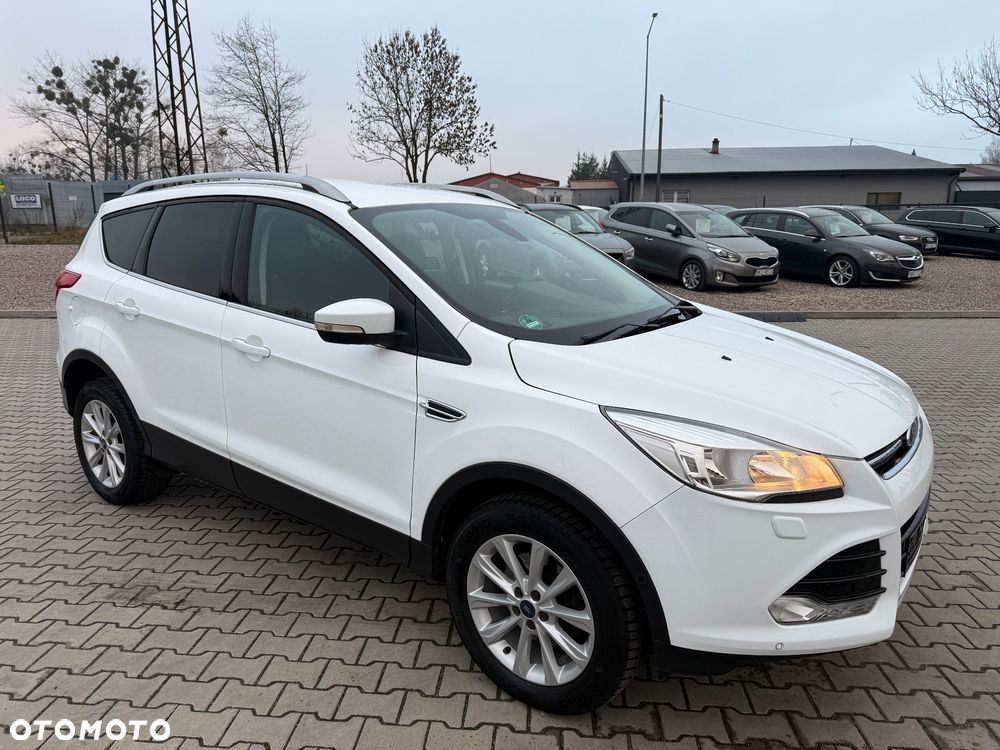 Ford Kuga 1.5 EcoBoost 2x4 Titanium - 13