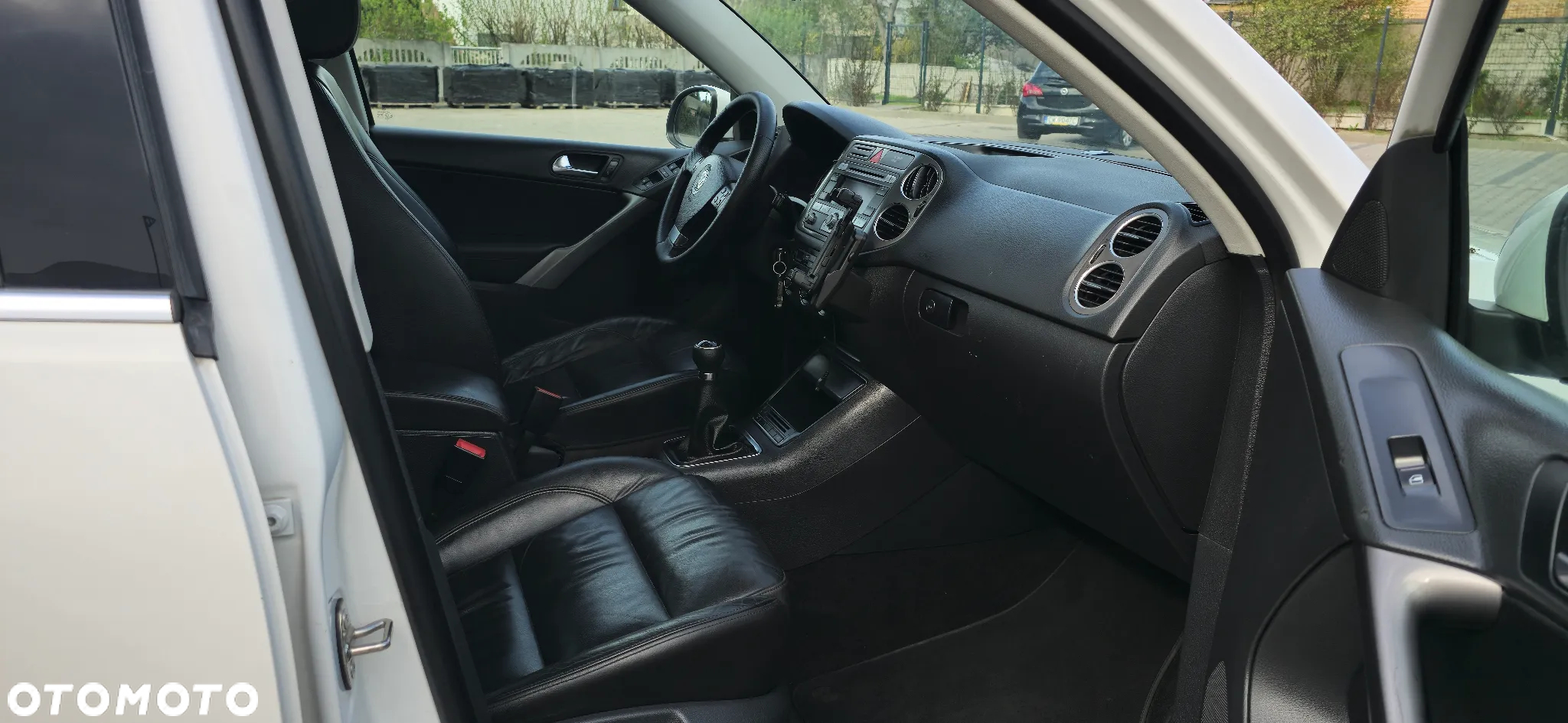 Volkswagen Tiguan 2.0 TDI DPF 4Motion Exclusive - 23