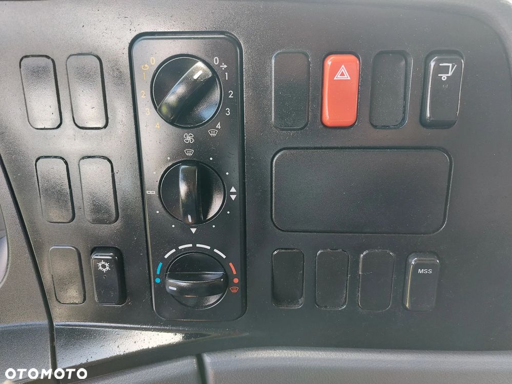 Mercedes-Benz Atego 1218 - 19