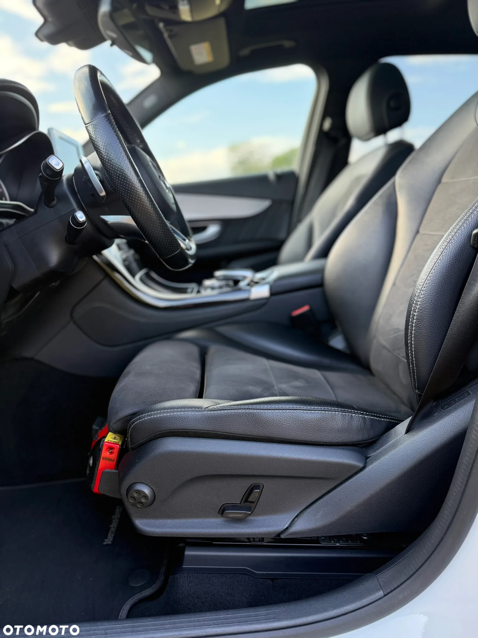 Mercedes-Benz GLC 250 4-Matic - 25