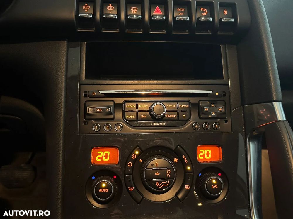 Peugeot 3008 Hybrid4 88g - 11