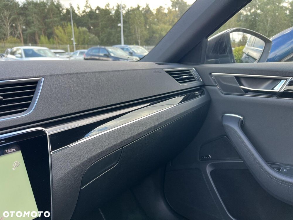 Skoda Superb 2.0 TSI L&K DSG - 23