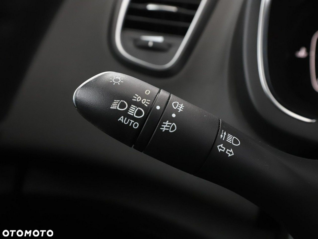 Renault Scenic ENERGY TCe 115 LIMITED - 30