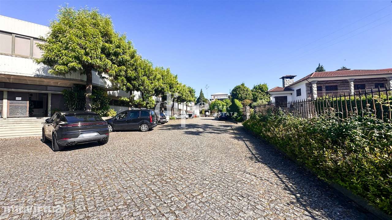 Armazém para arrendamento com 583m2 - Grande imagem: 3/13