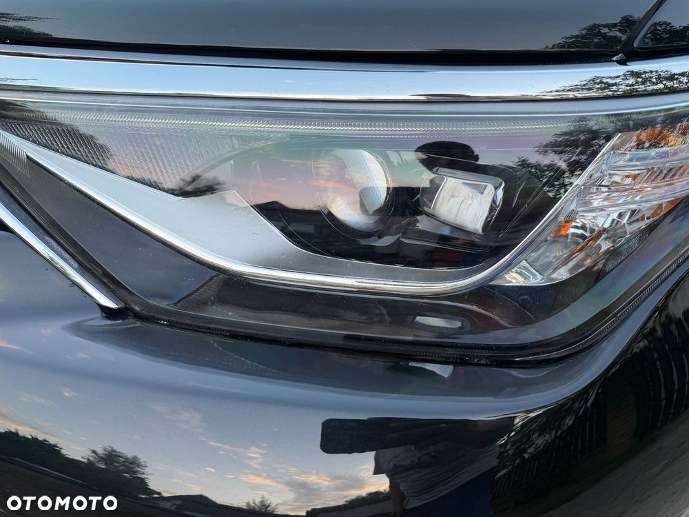 Toyota Auris Hybrid 135 Prestige - 18