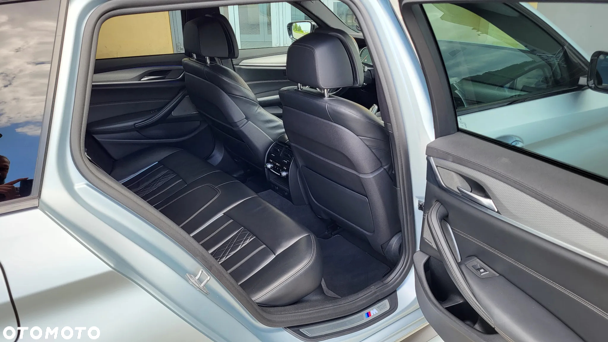 BMW Seria 5 M550d xDrive - 32