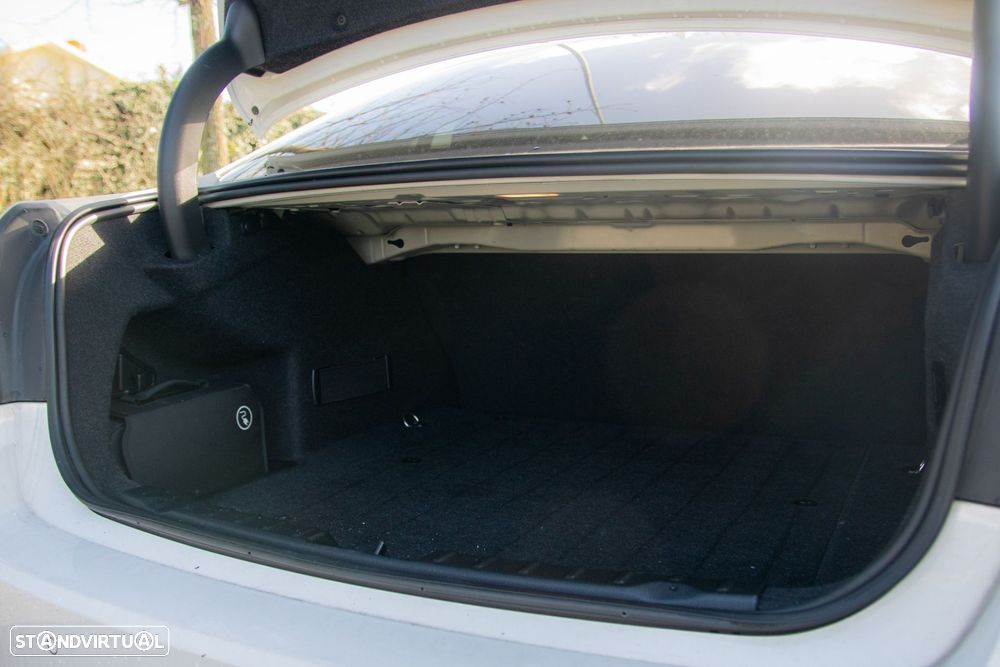 BMW 330 e iPerformance Line Sport - 46