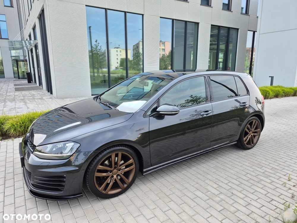 Volkswagen Golf GTD (BlueMotion Technology) - 10
