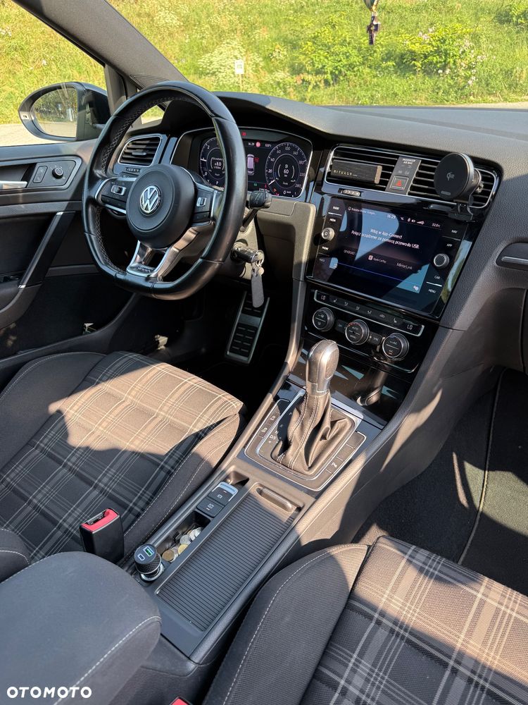 Volkswagen Golf 2.0 TDI BMT GTD DSG - 5