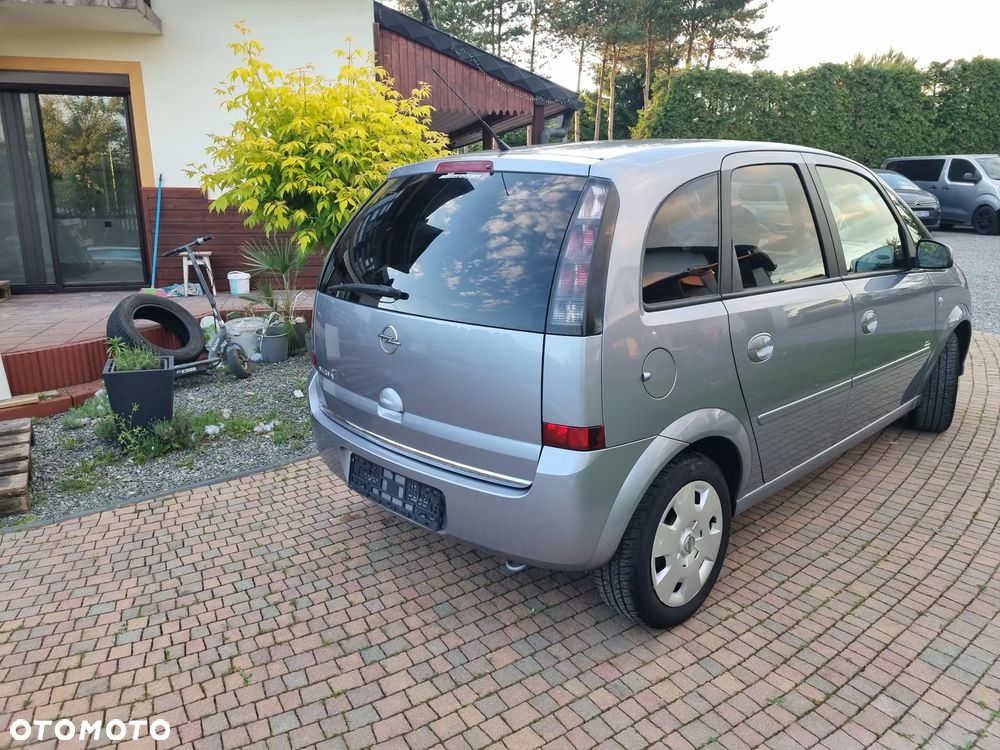 Opel Meriva 1.6 Cosmo - 4