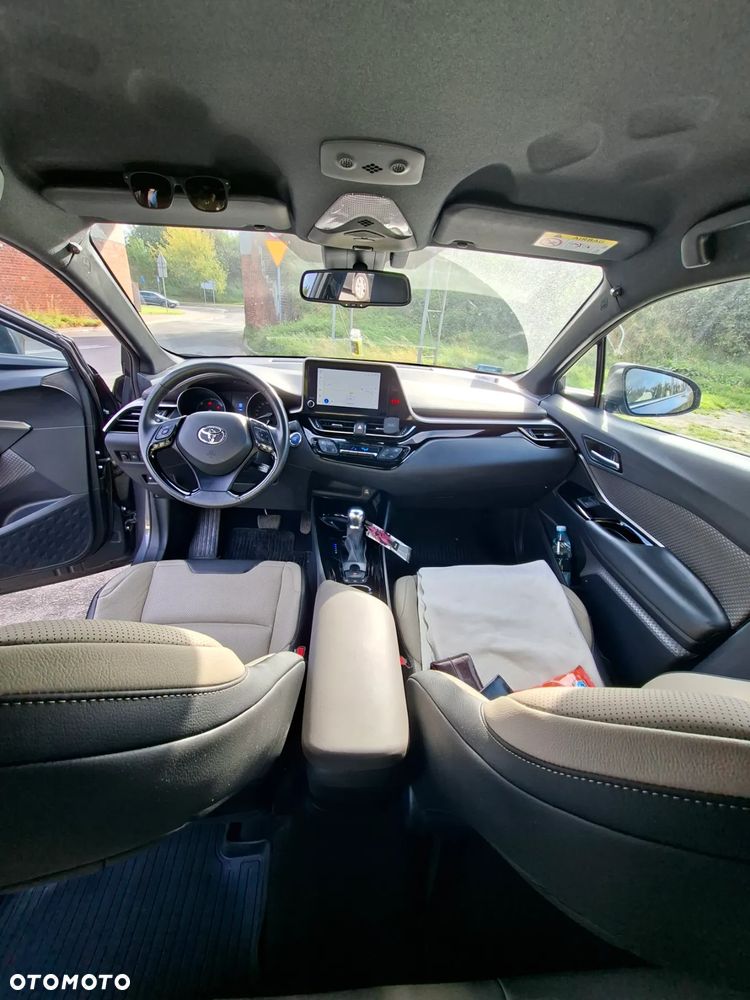 Toyota C-HR - 15