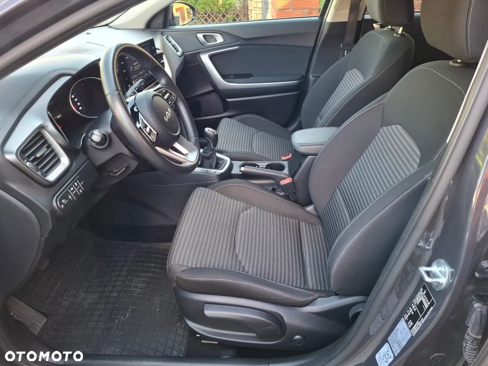 Kia Ceed 1.5 T-GDI M - 15