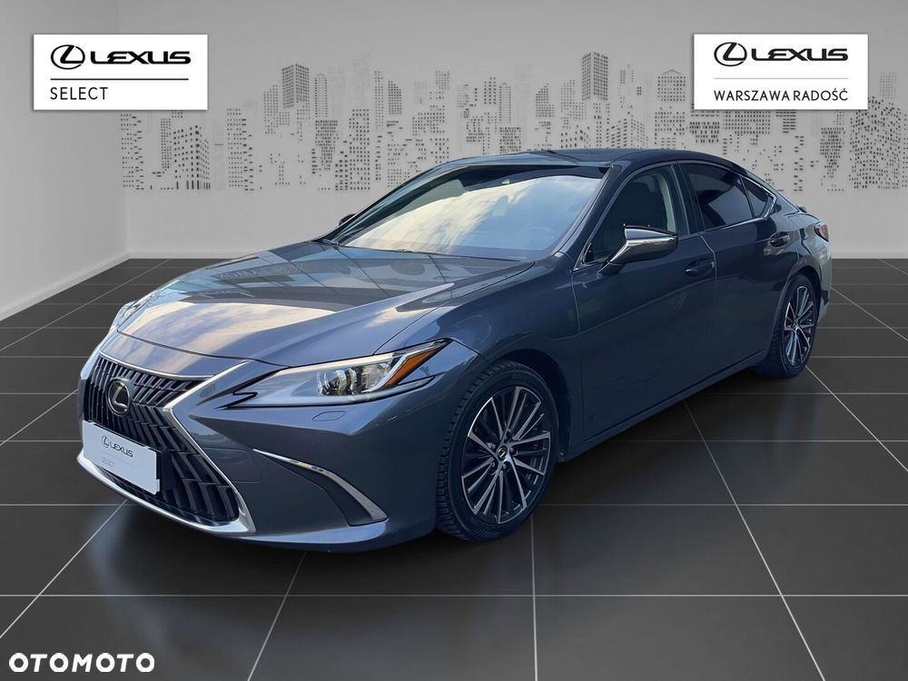 Lexus ES - 1