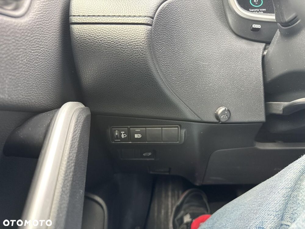 Toyota Corolla Cross - 21