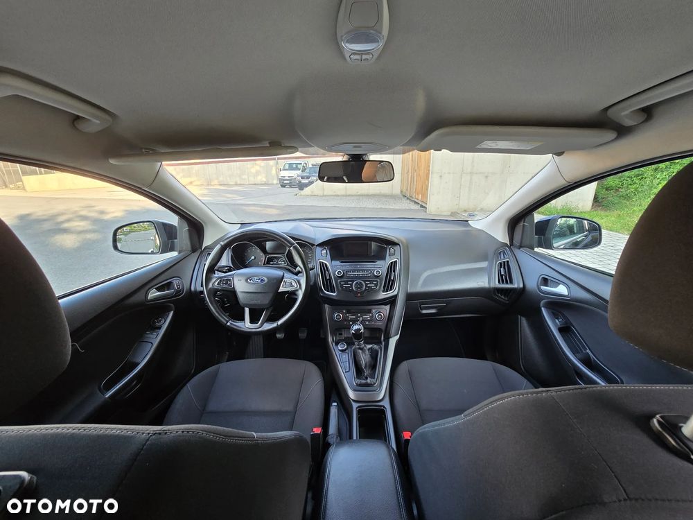 Ford Focus 1.0 EcoBoost Titanium - 11