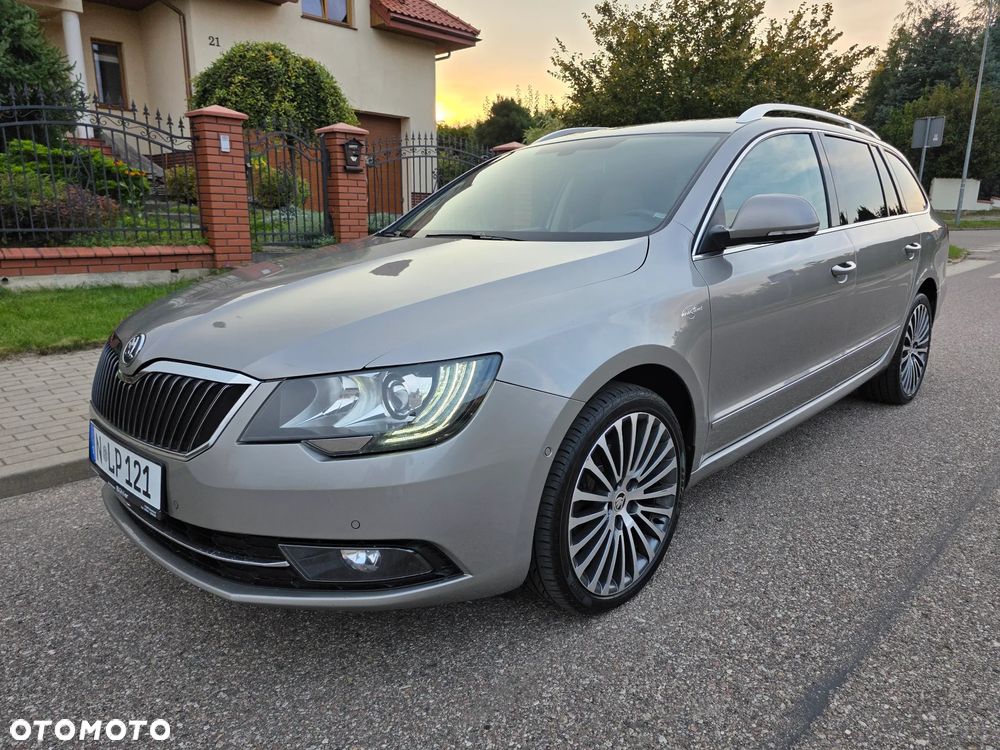 Skoda Superb 2.0 TDI 4x4 Platinum Outdoor DSG - 3
