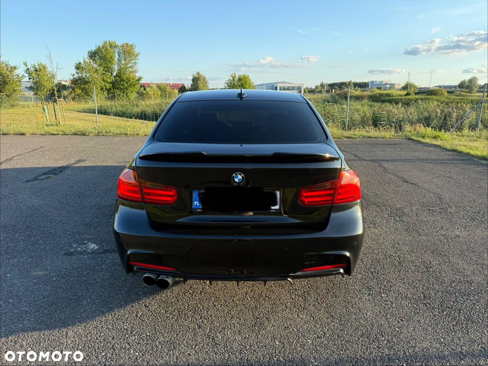 BMW Seria 3 320d - 10