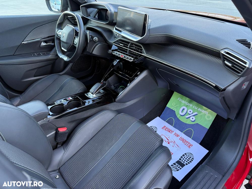 Peugeot 2008 1.2 L PureTech STT EAT8 GT Line - 14