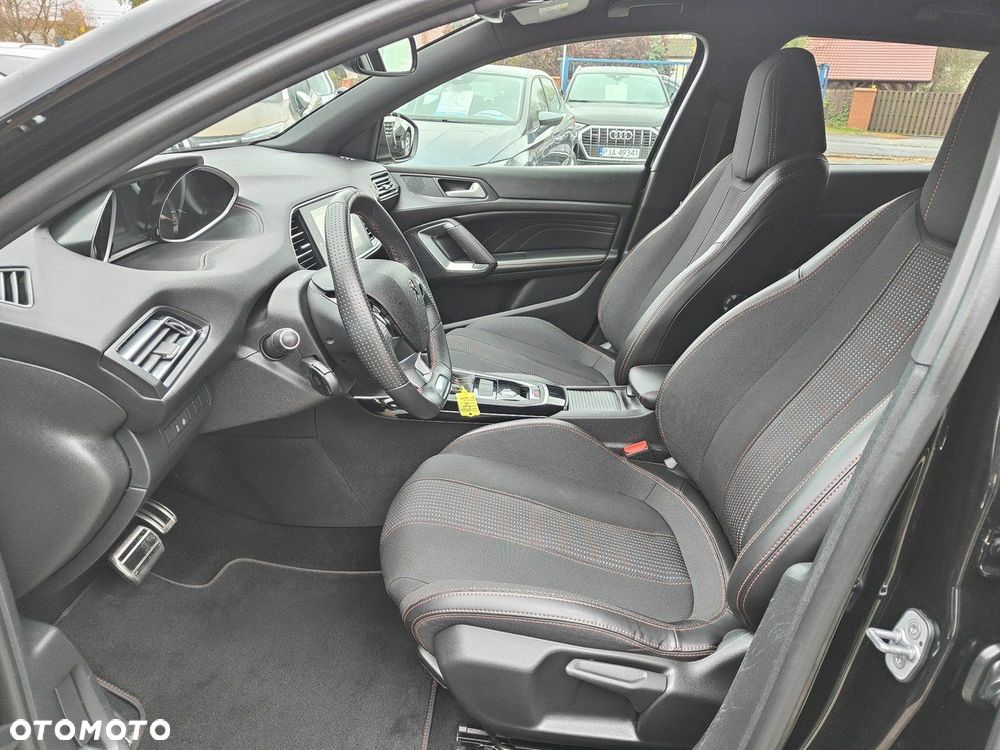Peugeot 308 - 7