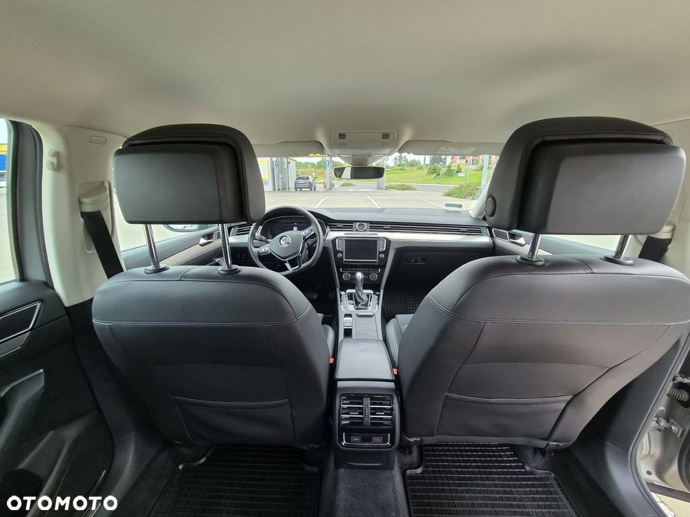 Volkswagen Passat 1.8 TSI BMT Comfortline DSG - 8