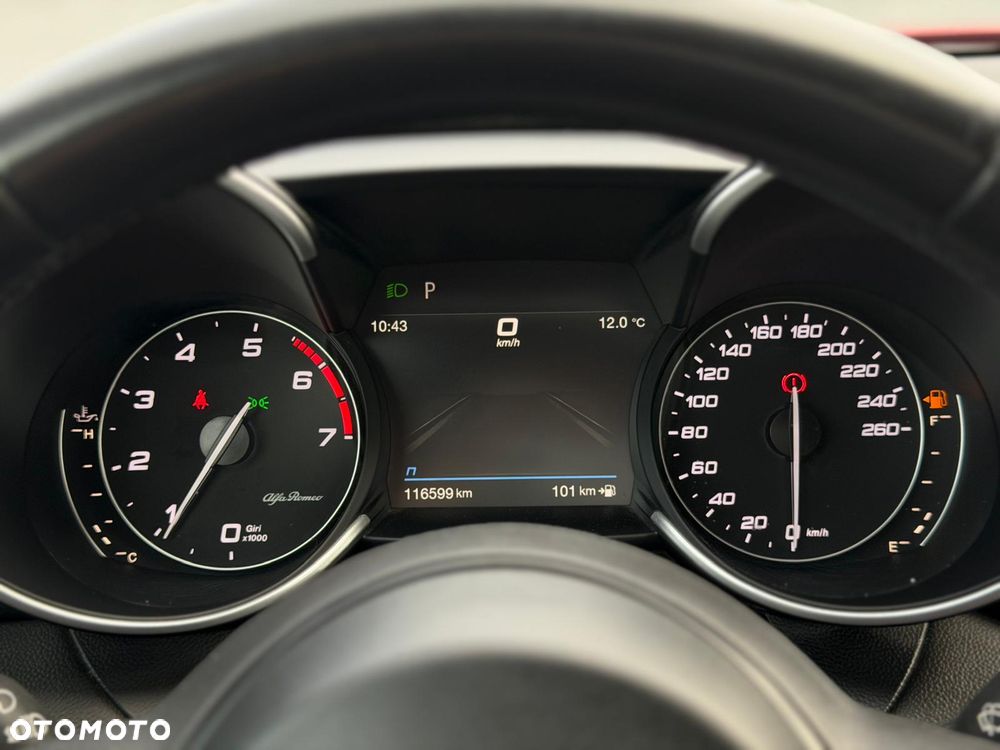 Alfa Romeo Giulia 2.0 Turbo Sprint - 21