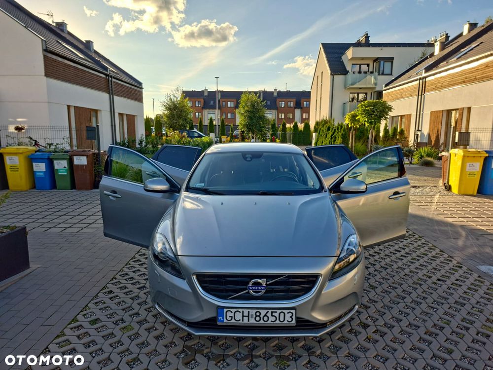 Volvo V40 D4 Drive-E Momentum - 2