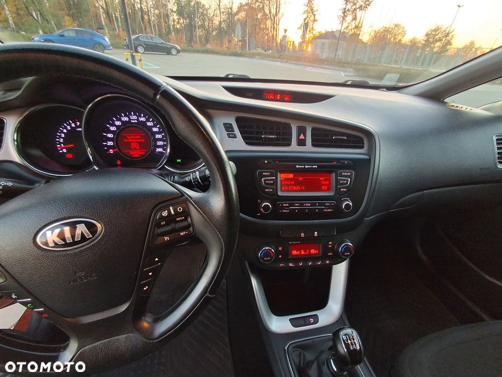Kia ProCeed - 19