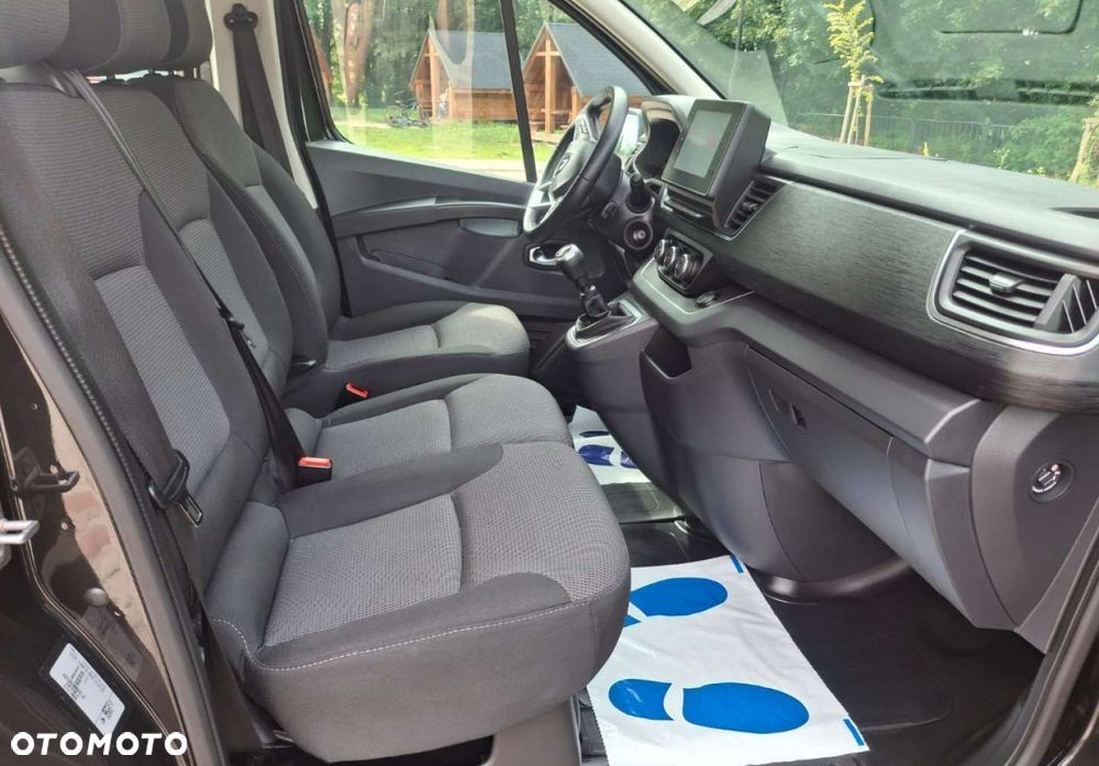 Renault Trafic - 15