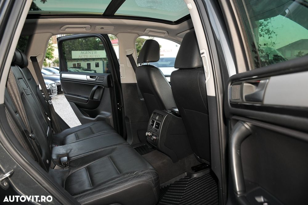Volkswagen Touareg - 7