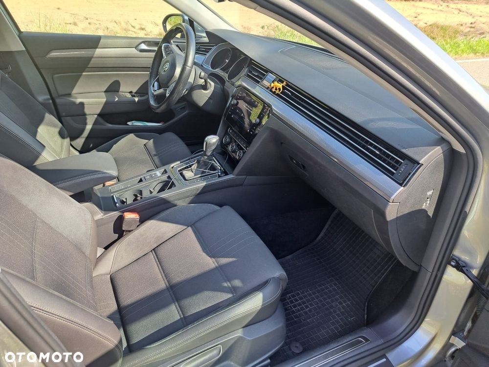 Volkswagen Passat Alltrack - 20