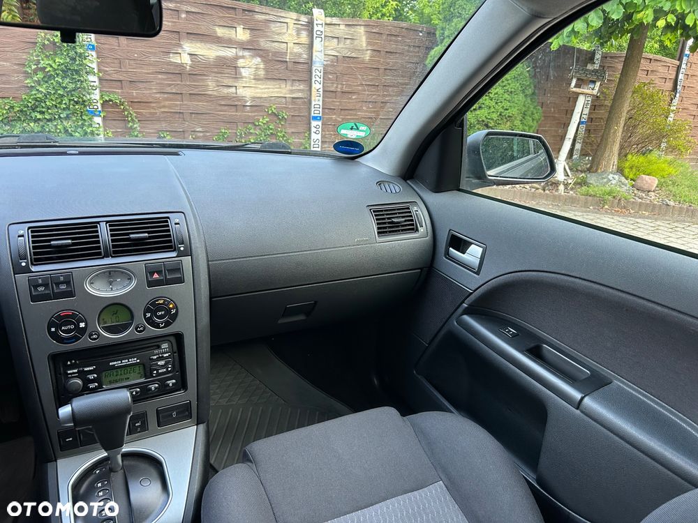 Ford Mondeo 2.0 Trend - 25
