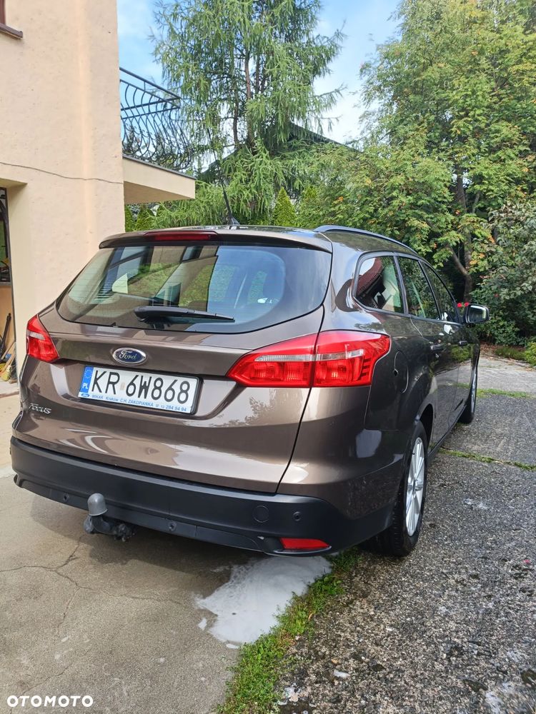 Ford Focus 1.6 Trend - 17