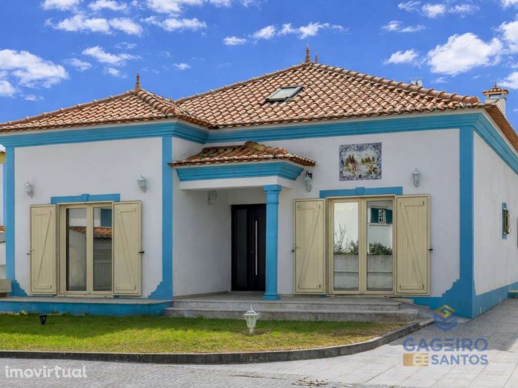 Moradia T3+3 Tradicional em Salir do Porto - A poucos minutos da praia - Grande imagem: 4/56