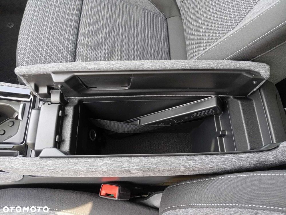 Skoda Superb 2.0 TDI SCR Edition 130 DSG - 15