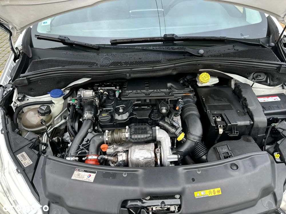 Peugeot 208 e-HDi FAP 92 Stop&Start Allure - 4