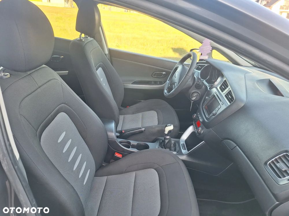 Kia Ceed - 26